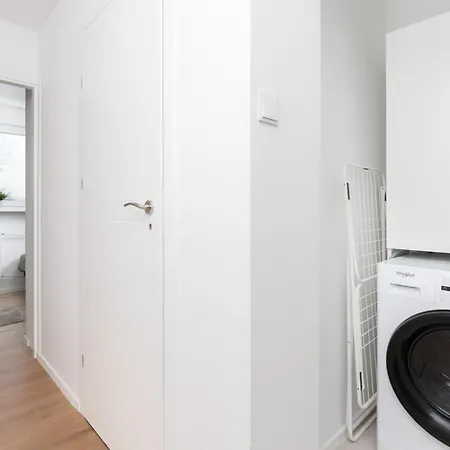 Kolobrzeska Apartament Jedna Sypialnia By Renters Gdańsk