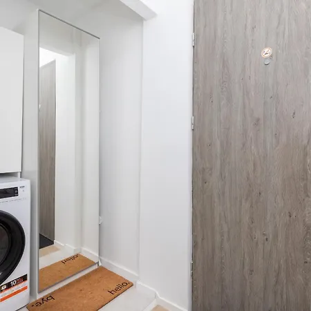Kolobrzeska Apartament Jedna Sypialnia By Renters Gdańsk